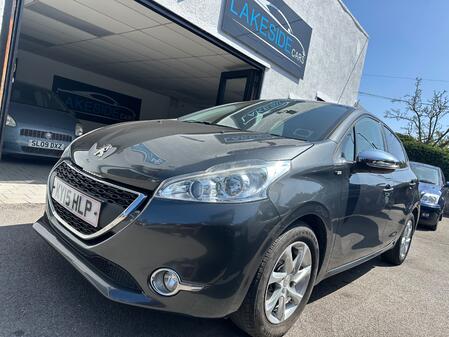PEUGEOT 208 1.2 VTi PureTech Style