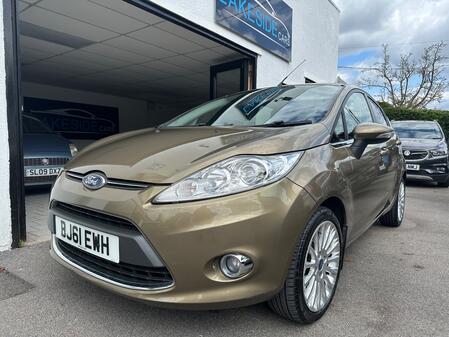 FORD FIESTA 1.4 Titanium