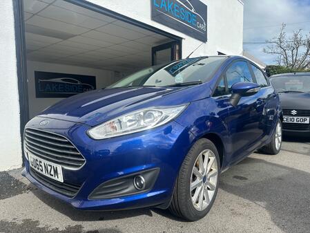FORD FIESTA 1.0 T EcoBoost Titanium